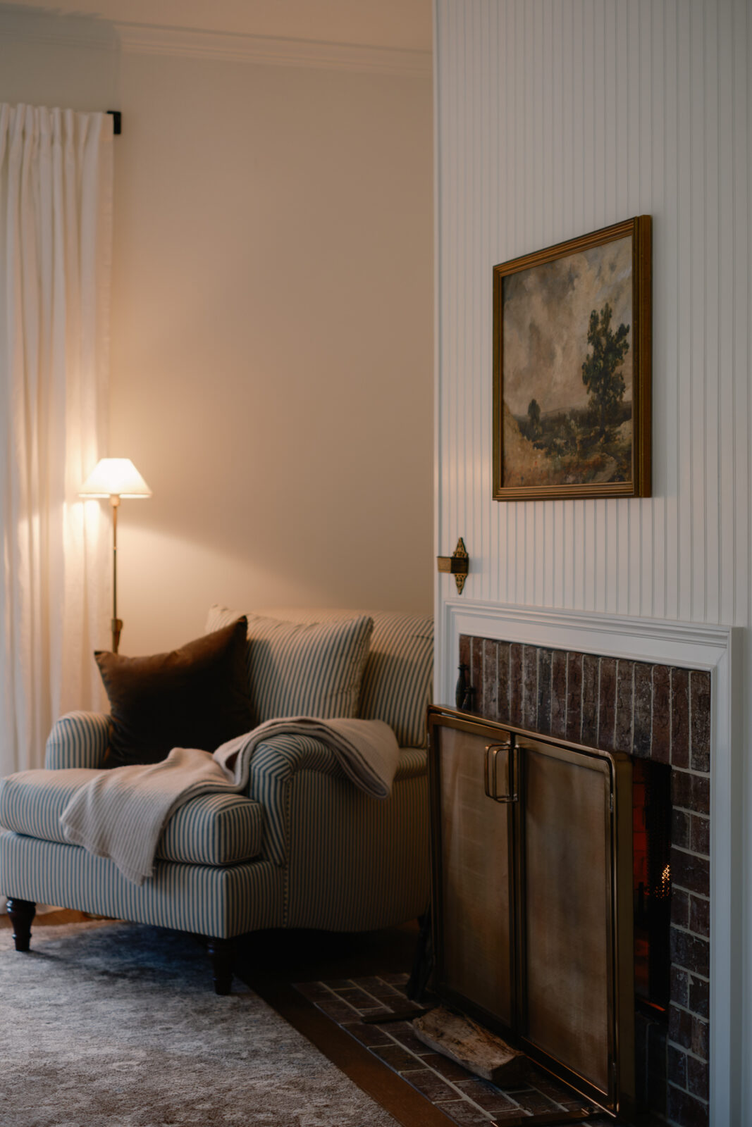Cozy Cottage Spring Bedroom | Laine and Layne
